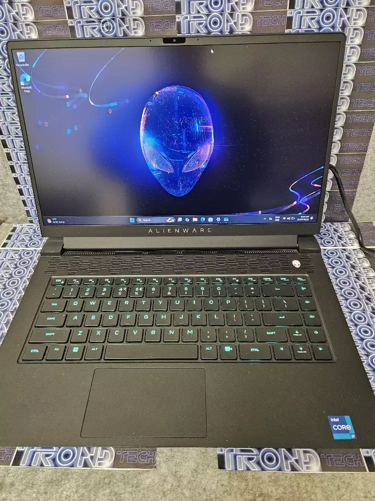 Dell Alienware m15 R7 Laptop 15.6